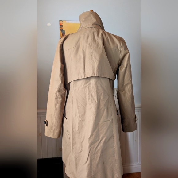 TRENCH Coat - Picture 3 of 5